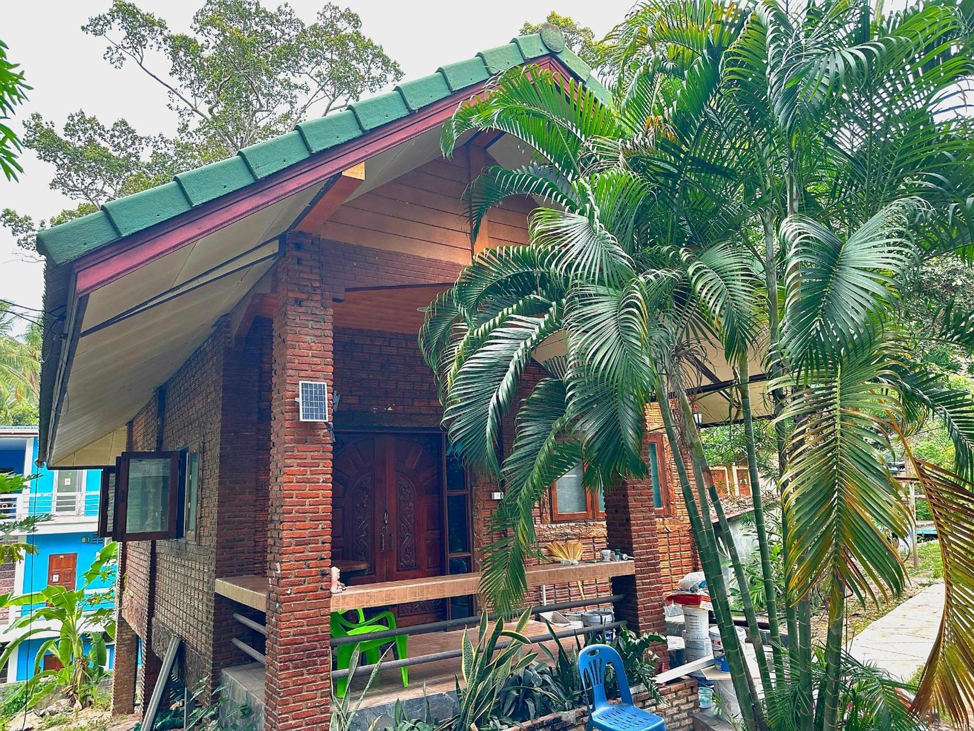 P'Un House Hotel Koh Tao Room photo