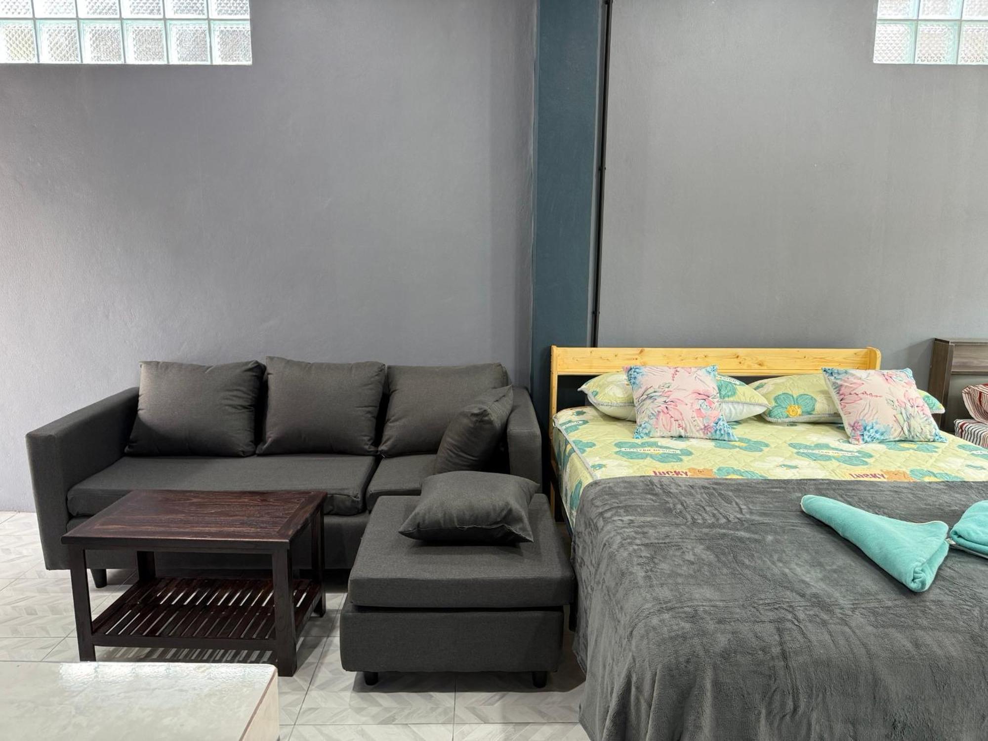 P'Un House Hotel Koh Tao Exterior photo
