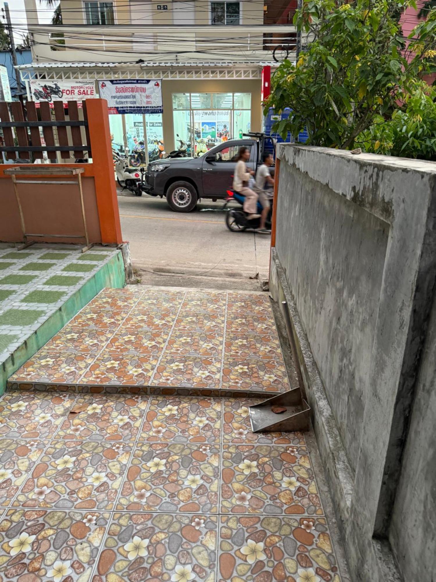 P'Un House Hotel Koh Tao Exterior photo