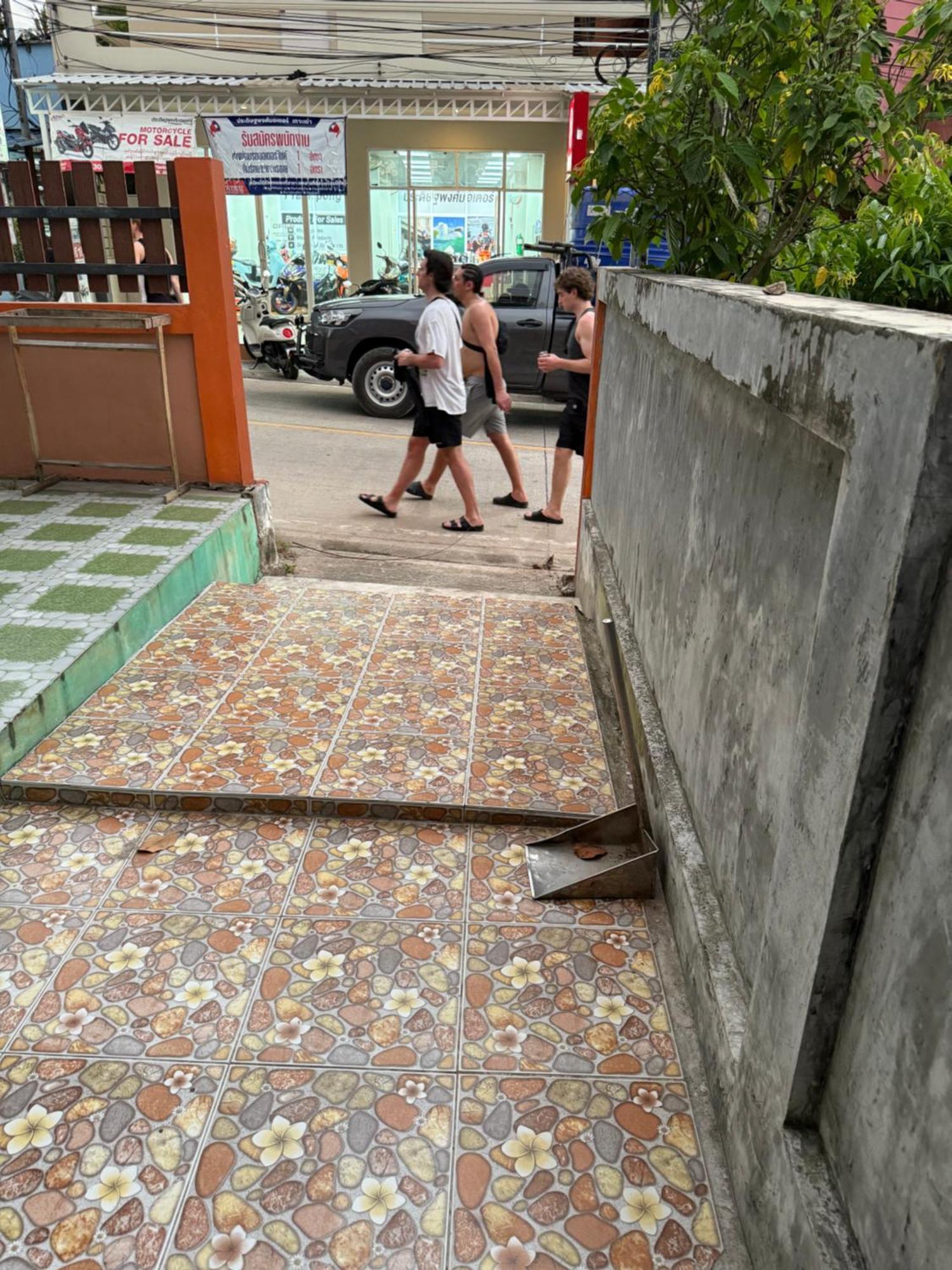 P'Un House Hotel Koh Tao Exterior photo