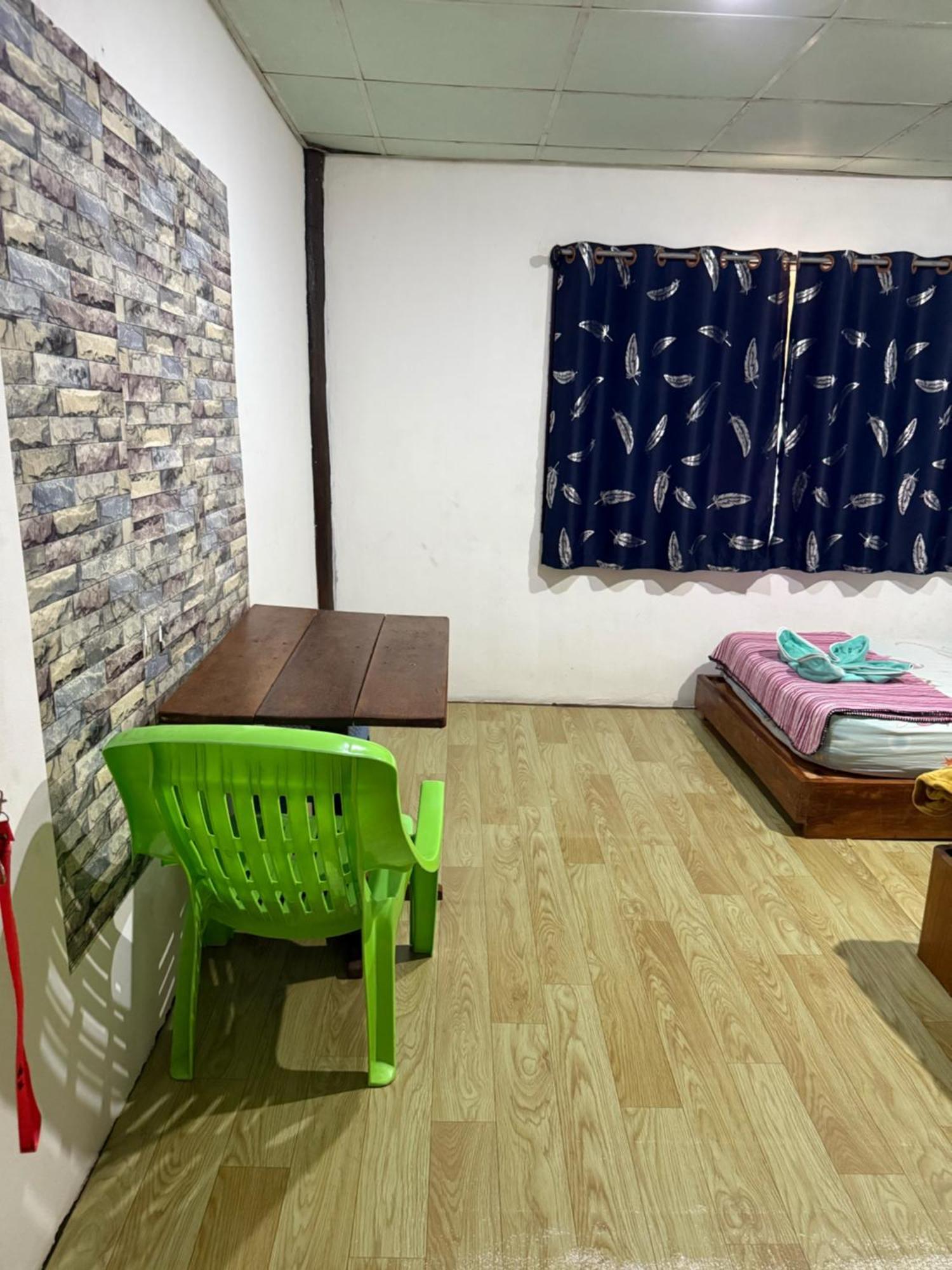 P'Un House Hotel Koh Tao Exterior photo